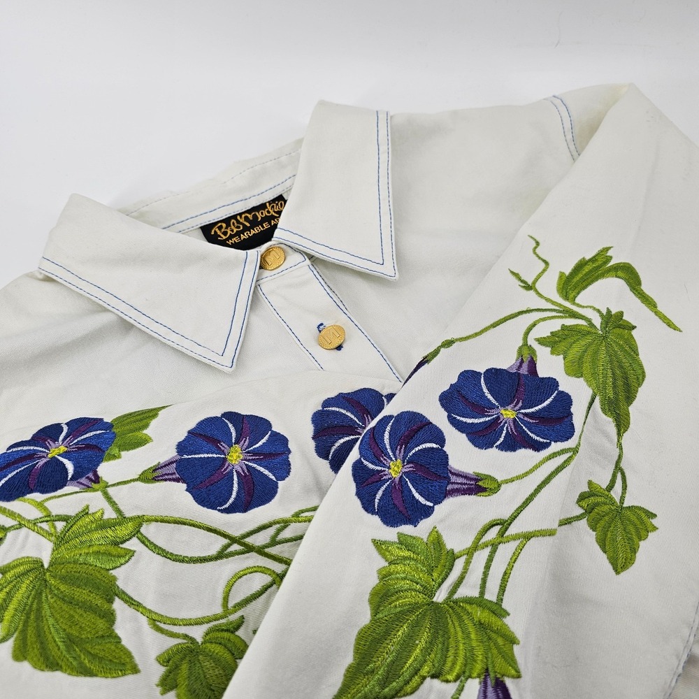 Women's Bob Mackie Wearable Art Shirt Morning Glory Embroidered Size M